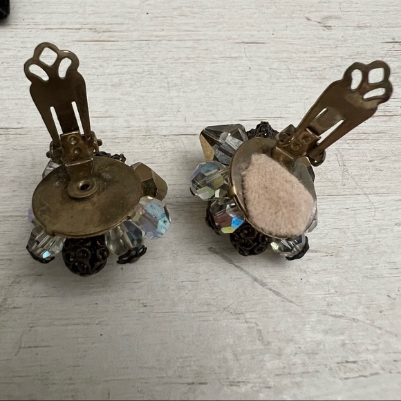 Alice Caviness Vintage Aurora Borealis Necklace and Earring Statement Set - Picture 13 of 15